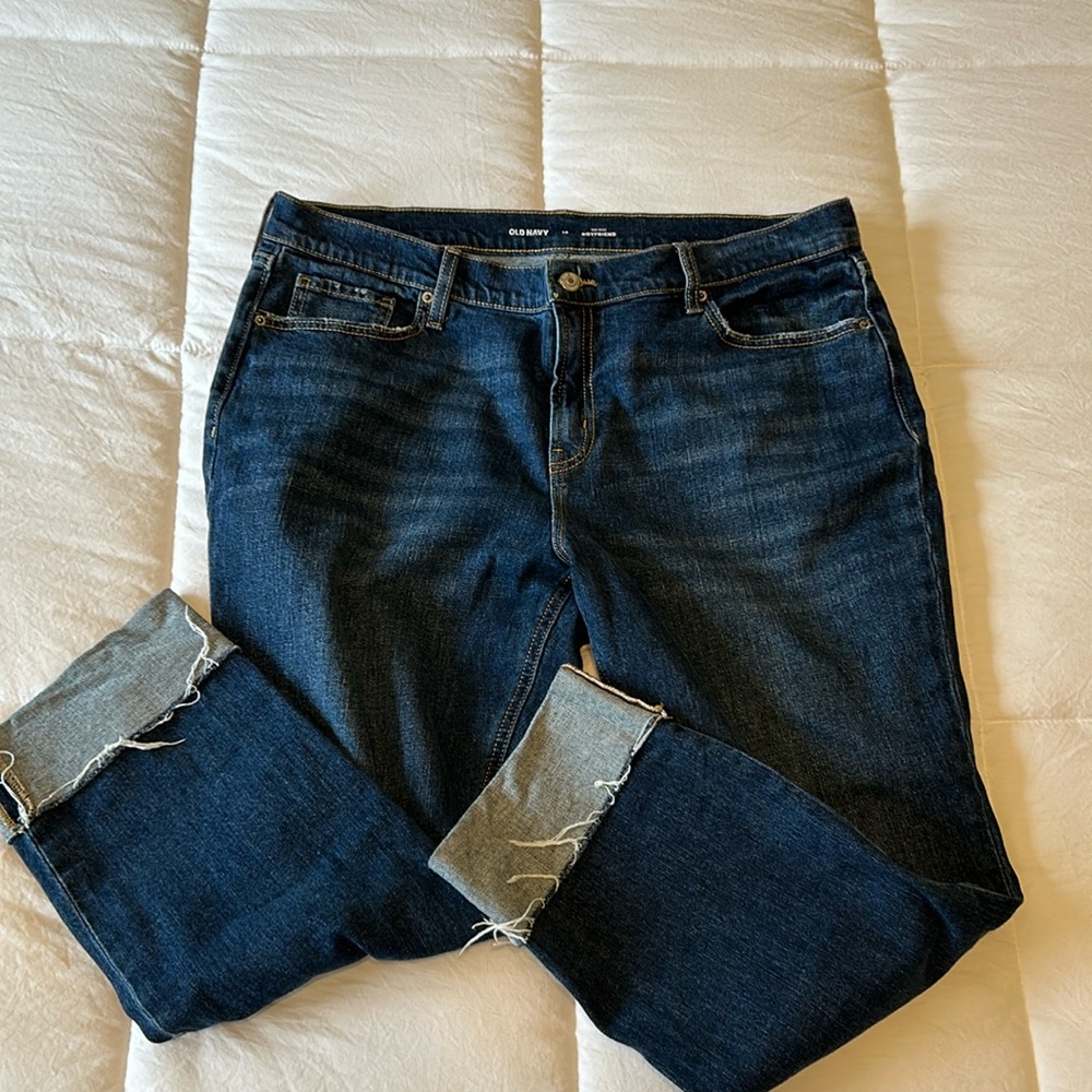 Old Navy Mid-Rise Boyfriend Jean